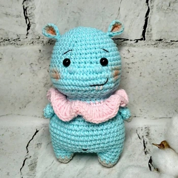 М'яка іграшка ручної роботи в'язана амігурумі Hand Made Бегемот 14 см 202-80-8