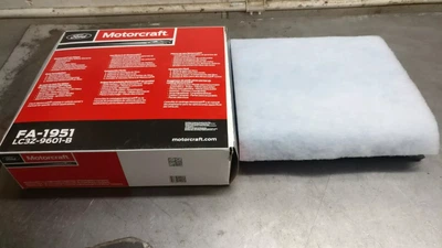 Воздушный фильтр Motorcraft FA-1951 LC3Z-9601-B для Ford F-150/250/350/450/550/600