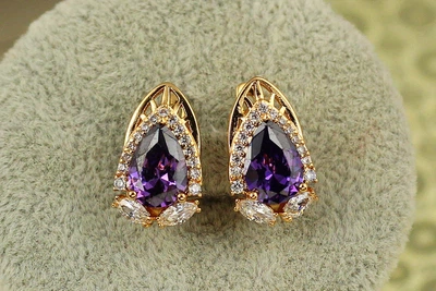 Сережки Xuping Jewelry перформанс з фіолетовим каменем 1,8 см золотисті