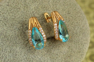 Серьги Xuping Jewelry Сонет с голубым камнем 1,7 см золотистые