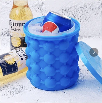 Силиконовая форма для льда LOW Icebucket 40 кубиков с крышкой и внутренним стаканом синяя