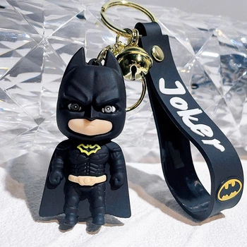 Брелок Бэтмен резиновый объемный Batman DC на ключе, на рюкзак подвеска