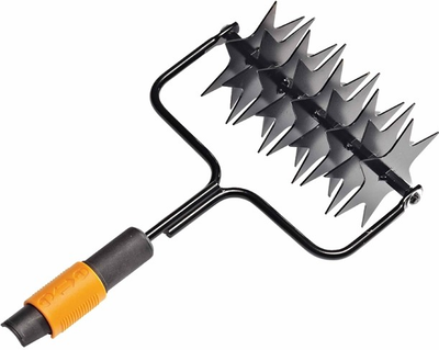 Аератор Fiskars QuikFit