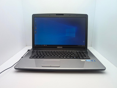 Ноутбук Medion Akoya E7223/Intel Core i3-3120M/6GB-DDR3/120GB-SSD/Intel HD Graphics 4000/15.6" HD LED Б/В