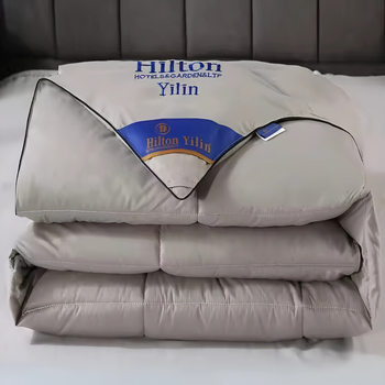 Одеяло двуспальное серое Hilton 200×230 см. Гостиничное качество для дома отелей и гостиниц 2 кг,силиконовый наполнитель odeyalo_grey_200x230_2kg