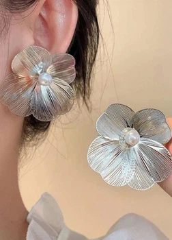 Сережки женские орхидеи с бусинками Fashion Jewelry Серебристые 16858