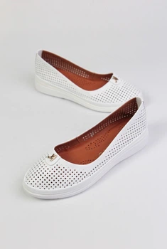 Балетки жіночі Benito 23883/1 new 42 Білий