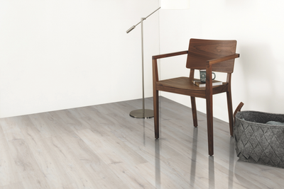 Ламінат Kaindl Дуб HELSINKI HG P80382 32 клас 8 мм Глянцевий