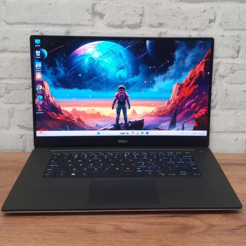 БВ Ігровий ноутбук Dell Precision 5510 15.6" 4K ТАЧ / Intel Core i7-6820HQ / Nvidia Quadro M1000M / 16гб DDR4 / 1тб SSD