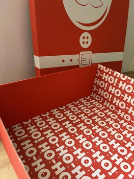 Коробка подарункова Новорічна Super box 40*40*15 см Santa червоний (CS_2135006s2)