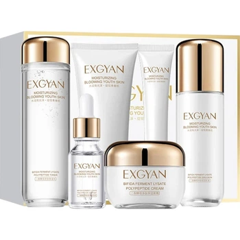 Набор косметики 6в1 EXGYAN Moisturizing Blooming Youth Skin против морщин