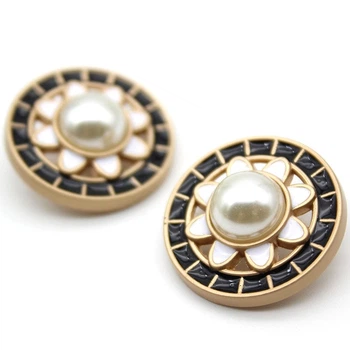 Пуговица Vintage pearl LuxFabric на ножке металл/эмаль 23 мм 1 шт. Черный (ПВ0123в06)
