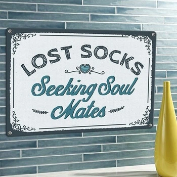 Металлическая табличка Lost socks (MET_20J024_WH) TM Presentville