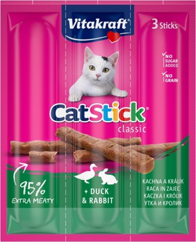 Лакомство для кошек с кроликом и уткой Vitakraft Sticks Rabbit Duck, 3 шт х 6 гр