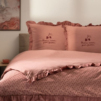 Комплект постільної білизни Homla Cherish Love King Size Підковдра 220 x 200 см + 2 наволочки 50 x 60 см із мікрофібри в вишні з оборкою (5906496725449)