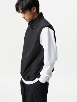 Жилет водостойкий мужской Uniqlo 928846579 3XL Черный (1159834467)