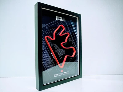 Об'ємна Рамка з 3D Трасою LUSAIL Circuit (Lusail International Circuit) / Lusail, AI Daayen, Qatar / Лусаїл (Міжнародний трек Лусаїл) в Масштабі 1:40 000 Red Matte / F1 Frame 32x23x3