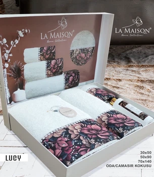 Подарунковий набір рушників з парфумом La Maison Lucy