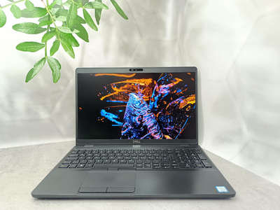 Ноутбук Dell Latitude 5500 / 15.6" Full HD IPS / Intel Core i5-8265U / RAM 8 ГБ / SSD 256 ГБ, Б/У