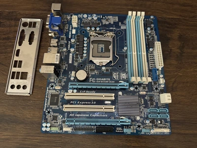 Материнская плата Gigabyte GA-B75M-D3H (s1155, Intel B75) Б\У