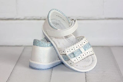 Босоніжки для дівчинки молчні з блакитним Lilin shoes Розмір 21 13.7 устілка см L510-10