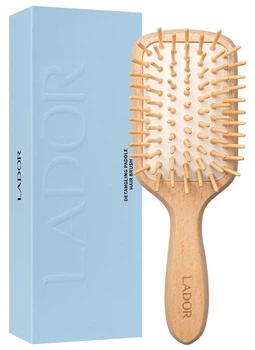 Деревянная щетка для волос La'dor Detangling Paddle Hair Brush Wood 19 х 4.3 х 6.8 см (8809982980599)