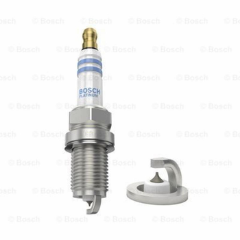Свічка запалювання Bosch Свічка запалювання (0 242 230 557)