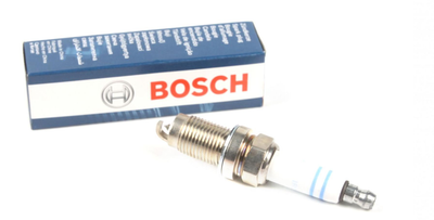 Свічка запалювання VW Caddy III 1.2 TSI 10-15 - 0 242 240 665 BOSCH