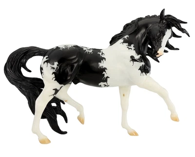 Кобила іспанська traditional Breyer 10322
