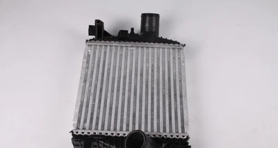 Интеркулер AUTOTECHTEILE 100 5029 Mercedes Vito, V-Class 6385012901