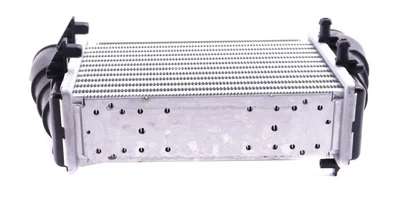 Интеркулер NRF 30127A Audi A4, A6; Volkswagen Passat 058145805A, 058145805B, 058145805G
