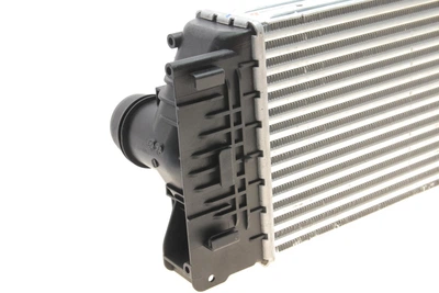 Радіатор інтеркулера MB Sprinter 2.2CDI OM651 09- - 30004582 VAN WEZEL