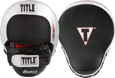 Лапы боксерские TITLE Boxing Aerovent Anarchy Punch Mitts Black/Silver (AASPM BK/SV)