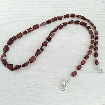 Намисто Hand Made з намистинами натурального граната