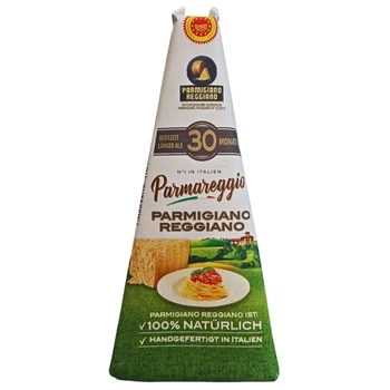 Сир пармезан Parmareggio Parmigiano reggiano 30 місяців 250 г