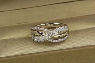 Кольцо Xuping Jewelry Нахлест 20 р серебристое