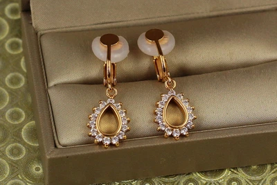 Серьги клипсы Xuping Jewelry капельки 3 см золотистые