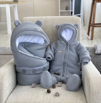 Комплект на виписку для новонародженого Kid's Fantasy "Мишутка" Зимовий конверт-ковдра та комбінезон Зріст 62 см Сірий (LAN378)