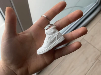Брелок для ключів Кросівка AJ1 3D друк. Aivory