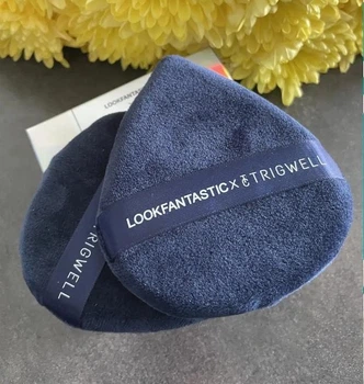 Набір велюрових пуховок для пудри lookfantastic x trigwell cosmetics velvet powder puffs