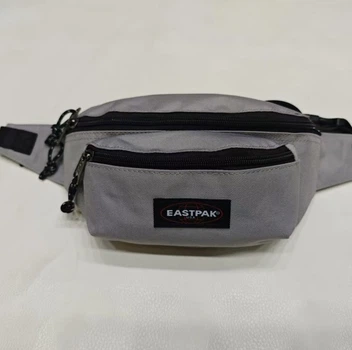 Сумка через плечо/на пояс Eastpak Doggy Bag 3L EK073 в сёром цвете.