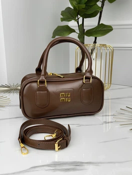 Женская сумка Miu Miu Arcadie Leather Bag коричневый
