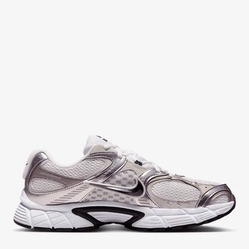 ノースカロライナ Мужские кроссовки Nike V5 RNR HJ5228-104 40 (7US) 25 см White