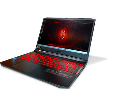Ігровий ноутбук Acer Nitro A515-57-74TT Intel Core i7-11800H (8 ядер, 16 потоків)/ 16 GB DDR4 / M.2 PCIe 512 GB Матовий, LED, IPS NVIDIA GeForce RTX 3050 4Gb GDDR6 Refurbished
