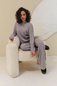 Серый ангоровый костюм L-XL