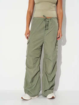 Брюки женские Monki 1132247p17 38 Хаки (KC1000000053381)