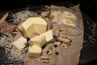 Сир сулугуні (вакуум) CheeseLiss 1 кг