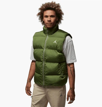 Жилетка мужская Jordan Essentials Men's Eco Vest M Темно-зелений FB7307-340