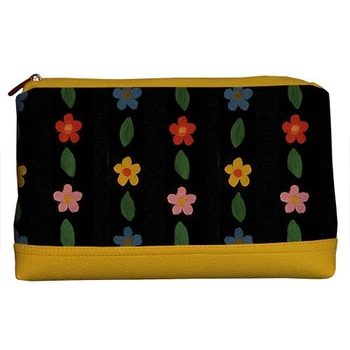 Косметичка дорожная женская Lovely Рядочки квітів 26x15x8 см
