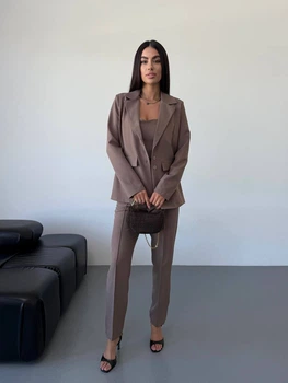 Женский костюм (пиджак + топ + штаны) Fashion 9ANN_1680Mokko M Светло-коричневый (2000000956039)